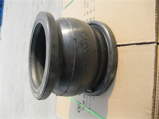 可曲撓橡（xiàng）膠接頭