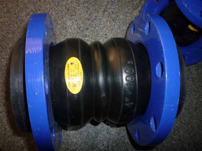 可曲撓雙球橡膠接頭DN100